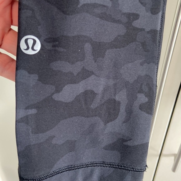 Lululemon Speed Up Crop *21” - Picture 13 of 15